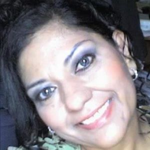 Meet your Posher, Yolanda